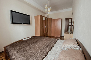 Гостиницы Астрахани с термальными источниками, 3х-комнатная Ленина 12 с термальными источниками - раннее бронирование