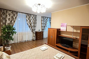 Квартиры Красноярска на месяц, 1-комнатная Ярыгинская 23 на месяц - фото