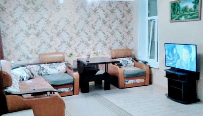 3х-комнатная квартира Красноармейская 11 в Кисловодске - фото 1
