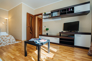 Мотели в Калуге, 1-комнатная Суворова 5 этаж 4 мотель - забронировать номер