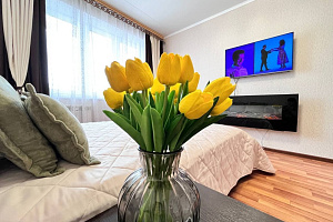 Квартира в , "Марат Home на Рината Галеева 25" 2х-комнатная - цены
