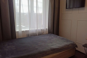 Квартиры Смоленска 3-комнатные, "Уютная с вина набережную"-студия 3х-комнатная - снять