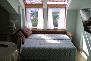 Квартиры Геленджика на месяц, "НАША" 2х-комнатная на месяц - фото