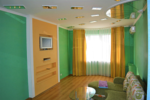 Гостиницы Орла с завтраком, 1-комнатная Комсомольская 267 с завтраком - фото