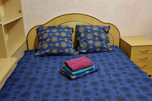 Гостиницы Перми дорогие, 3х-комнатная Комсомольский 55 дорогие
