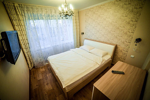 Отели Петропавловска-Камчатского у парка, "Kaminn apartments на Ларина 16/2" 3х-комнатная у парка - раннее бронирование