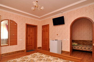 &quot;Жилой дом с комнатами сезонного обслуживания&quot; гостевой дом в Сукко фото 5