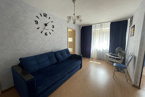 Апарт-отели в Великом Новгороде, "Бабушка Хаус" 2х-комнатная апарт-отель - цены