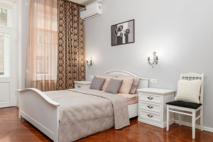 Квартиры Санкт-Петербурга 3-комнатные, "Dere Apartments на Лиговском 44" 3х-комнатная 3х-комнатная