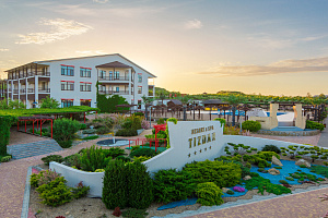 Пансионат в За Родину, "Tizdar Family Resort & Spa" ★★★★★