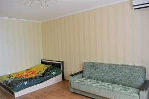 Гостиницы Орла с завтраком, 2х-комнатная Комсомольская 269 с завтраком - забронировать номер