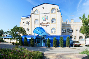 Отели Витязево с собственным пляжем, "Дворянское Гнездо" с собственным пляжем - цены