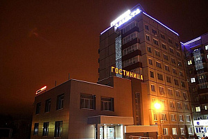 Гостиницы Челябинска 4 звезды, "Планета" 4 звезды - фото
