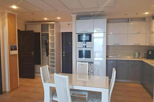 Отели Севастополя новые, "Апартаменты на Парковой 11" 2х-комнатная новые - раннее бронирование