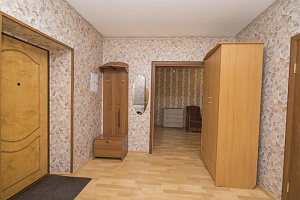 Квартиры Перми в центре, 2х-комнатная Пушкина 80 в центре