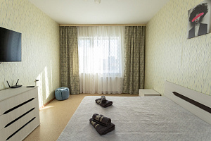 Гостиницы Южно-Сахалинска с завтраком, 1-комнатная Космонавта Поповича 18 с завтраком