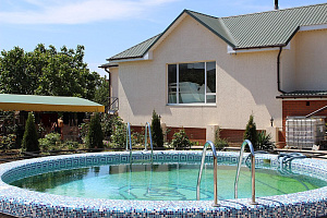 Отдых в Фиоленте с бассейном, "Золотой Абрикос" с бассейном - фото