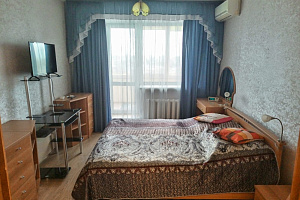 Квартиры Ейска на месяц, "Плеханова 16" 2х-комнатная на месяц - фото