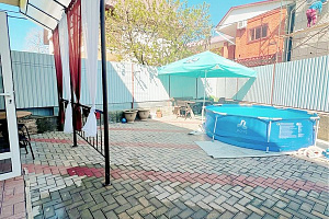 Отели Архипо-Осиповки с подогреваемым бассейном, "На Школьной" с подогреваемым бассейном - раннее бронирование