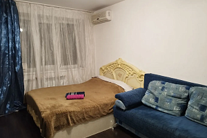 Гостиницы Саратова с сауной, 3х-комнатная им. С.Ф. Тархова 39 с сауной