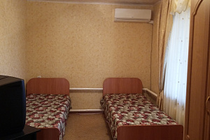 Комната в , Сорокинская 1 - фото