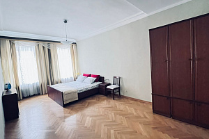 Отели Санкт-Петербурга недорого, "На Литейном" 2х-комнатная недорого - раннее бронирование