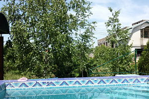 Дома Севастополя с бассейном, 9-я линия 386 в СТ "Импульс-1" с бассейном