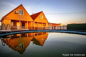 Дома Голубицкой с бассейном, "Южная усадьба" с бассейном - фото