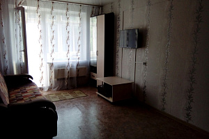 Квартиры Лесосибирска на месяц, "5 Микрорайон" 1-комнатная на месяц - раннее бронирование