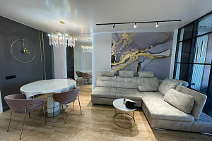 Мотели в Владивостоке, "С Дизайнерским Ремонтом Возле Моря" 2х-комнатная мотель