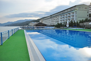 Отели Семидворья с бассейном, частные в гостиничном комплексе "Да Васко" с бассейном - забронировать номер