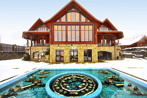Отели Красной Поляны с бассейном на крыше, "Red Rock Residence Casino and Spa" с бассейном на крыше