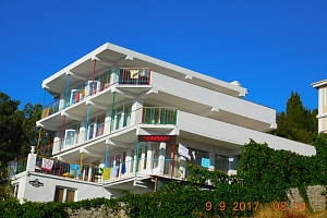 Апарт-отели Алупки, "Буратино" апарт-отель - фото