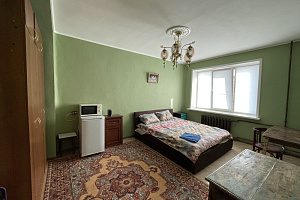 Гостиницы Новосибирска рядом с аэропортом, комната в 2х-комнатной квартире Красный 59 у аэропорта - фото