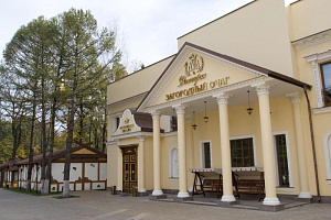 Гостиницы Одинцово у парка, "Загородный очаг" у парка - фото