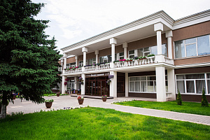 Эко-отели в Курске, "БЕЛАЯ АКАЦИЯ" гостиничный комплекс эко-отель - фото