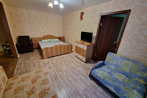 Гостиница в , 2х-комнатная Гагарина 8 линия 9 - цены