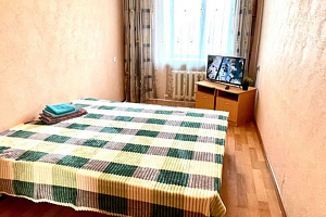 Квартиры Ханты-Мансийска на месяц, 2х-комнатная Мира 65 на месяц - фото