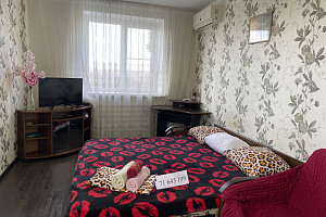 Квартиры Крымска на месяц, 1-комнатная Таманская 9 на месяц - цены