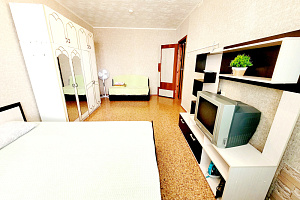 Гостиницы Белгорода с джакузи, 1-комнатная Есенина 46А с джакузи - раннее бронирование