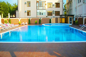 Отели Геленджика с бассейном, "Корсар" мини-отель с бассейном
