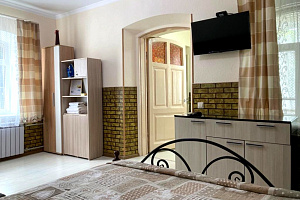 Отели Кисловодска с термальными источниками, 1-комнатная Березовская 10 с термальными источниками - цены