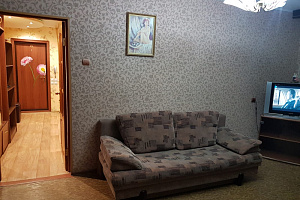 Мотели в Новом Уренгое, 3х-комнатная Ленинградский 6А мотель - раннее бронирование