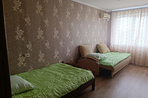 Гостиницы Ульяновска рядом с аэропортом, 1-комнатная Варейкиса 44 у аэропорта