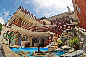 Гостевые дома Лермонтово с бассейном, "Шоколад" с бассейном