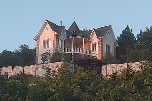 Дома Краснодарского края с баней, "Вилла в Горах с Шикарным Видом" с баней