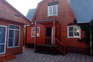 Дома Голубицкой на первой береговой линии, "Дом из бруса" на первой береговой линии - фото