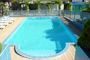 Гостиницы Пляхо с бассейном, "Оазис" с бассейном - цены