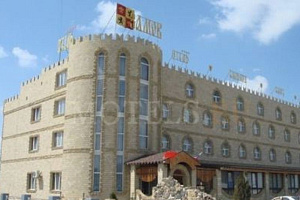 Гостиницы Волгограда с одноместным номером, "Замок" гостиничный комплекс с одноместным номером