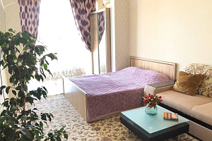 Отели Махачкалы с собственным пляжем, "Уютная" 1-комнатная с собственным пляжем - забронировать номер